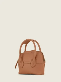 Gisele Xs Art Deco