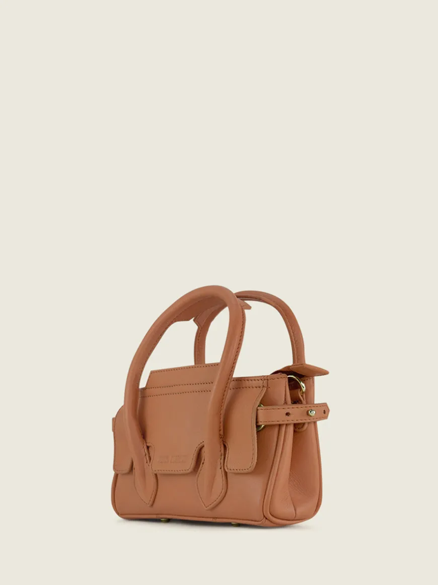 Madeleine Xs Art Deco